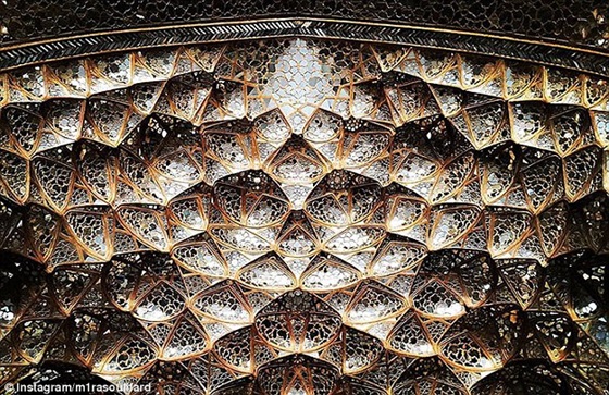 معماری خیره کننده سقف مساجد ایران باستان
