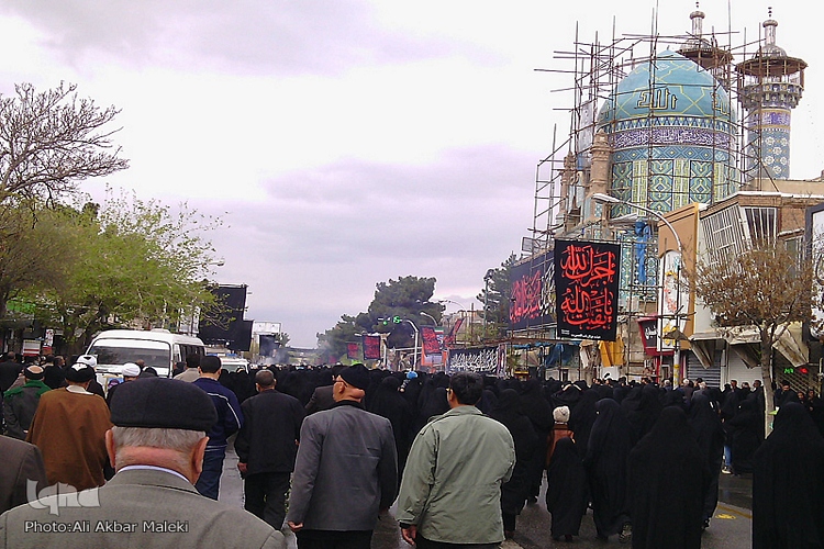 در حال تکیمل///