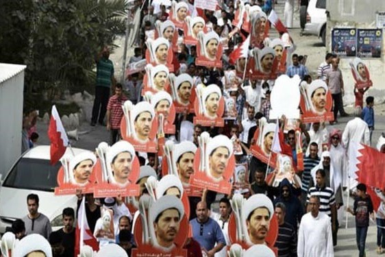 تظاهرات بحرینی‌ها در اعتراض به محاکمه شیخ علی سلمان
