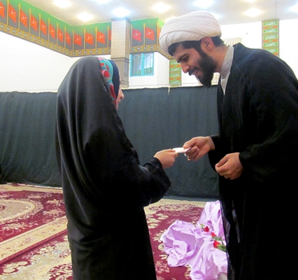 نفرات برتر مسابقه حفظ «سوره واقعه و فجر» تجلیل شدند