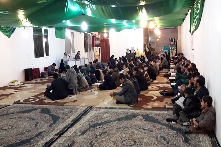 معرفی جلسه قرآن داود خلوصی/ حافظی که 24 سال در وادی قرآن نفس میکشد معرفی جلسه قرآن داود خلوصی/ حافظی که 24 سال در وادی قرآن نفس میکشد