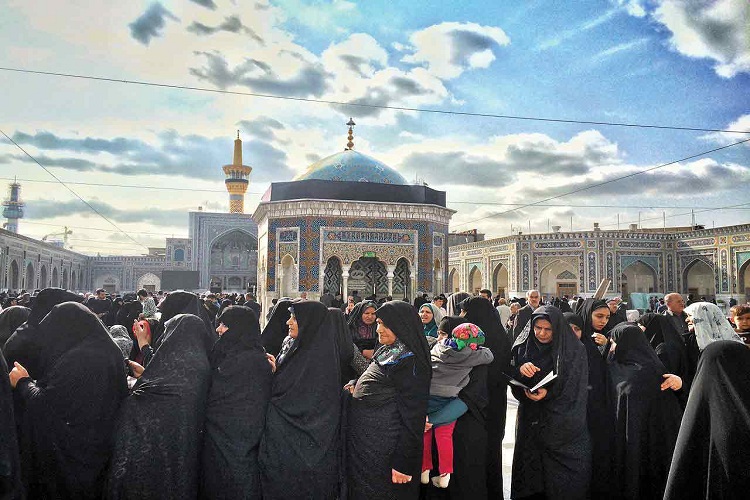 از بهار و زمستانی فاطمی تا اقامه نماز ولی امر مسلمین بر پیکر خادم خورشید