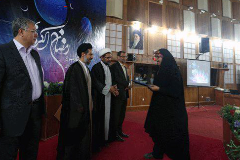 شنبه/// تهیه هبرنامه‌های رادیویی در هر سطحی  با پژوهشی کامل