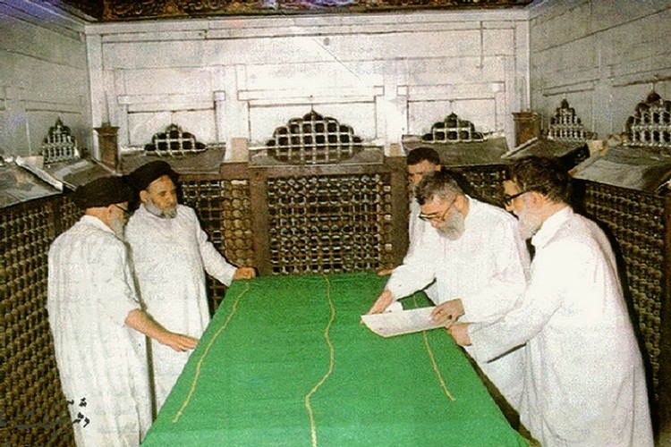آیت‌الله واعظ طبسی به روایت تصویر