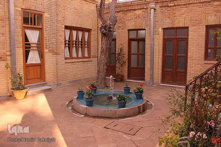 خانه «مدرس» پس از ۸۰ سال احیاء شد/ دارالقرآنی به یاد عامل قرآن + عکس