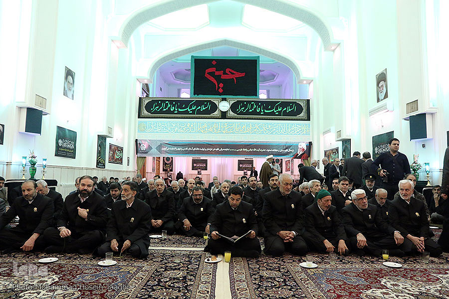 مراسم عید اول مرحوم آیت‌الله واعظ طبسی برگزار شد