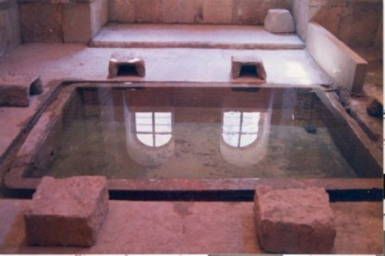 مسجد دومناره؛ یادگار عهد افشاریان در سقز