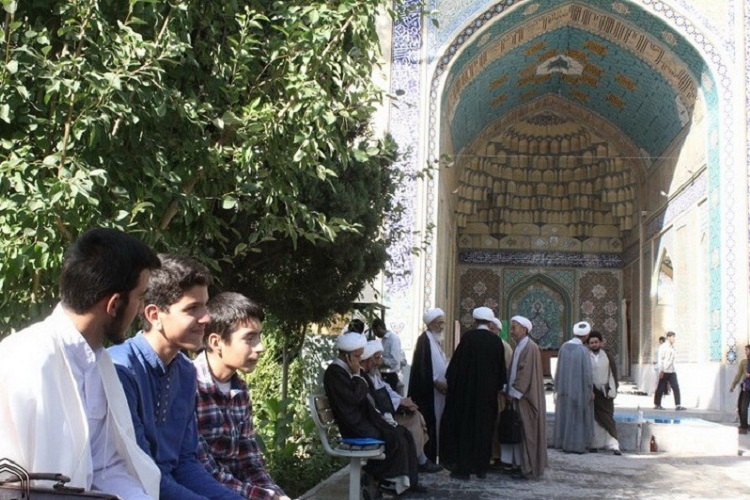 کتابخانه اختصاصی طلاب در اصفهان راهاندازی شد کتابخانه اختصاصی طلاب در اصفهان راهاندازی شد