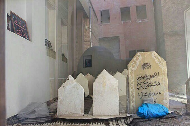 امامزاده هاجره خاتون؛ یادگار عهد قاجاریه در سنندج + عکس