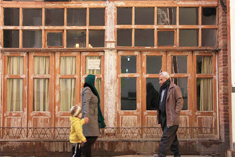 امامزاده هاجره خاتون؛ یادگار عهد قاجاریه در سنندج + عکس