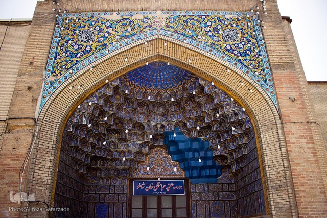 مدرسۀ علمیۀ عباسقلی خانY بنایی با قدمت 347 سال در جوار حرم رضوی