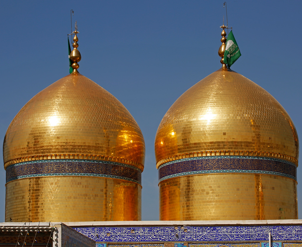 حرم امامین جوادین(ع) را می‌سازیم، در حد توانمان نه در حد شأن ایشان