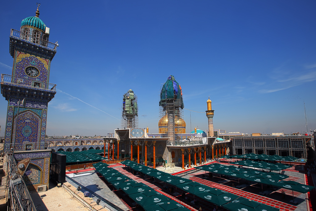 حرم امامین جوادین(ع) را می‌سازیم، در حد توانمان نه در حد شأن ایشان