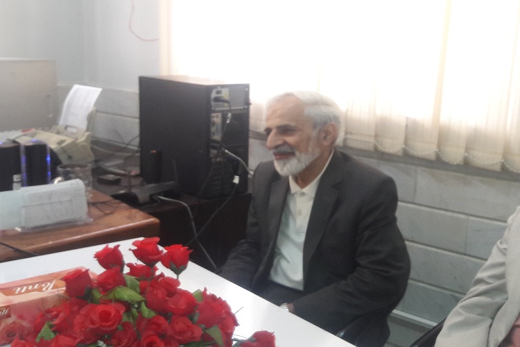 بازدید مشاور وزیر بهداشت از دفتر خبرگزاری ایکنا ساوه