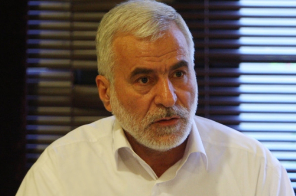 عوض حیدرپور، کارشناس مسائل سیاسی
