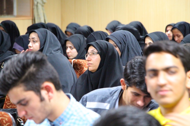 همایش گسترش فرهنگ نماز در دانشگاه فرهنگیان بیرجند
