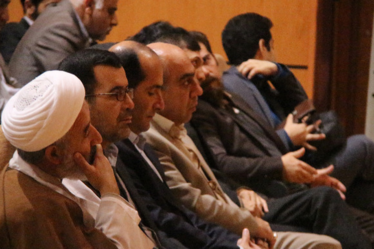 گزارش تصویری اختتامیه جشنواره هنرهای تجسمنی قرآن و عترت لرستان