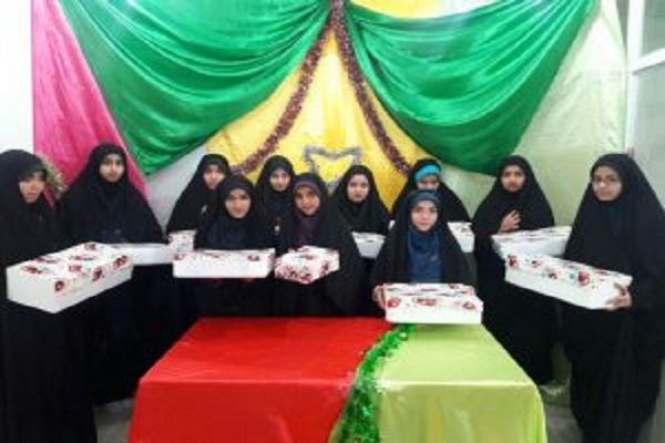 بانوان برتر قرآنی دارالقرآن امام حسین(ع) میبد تجلیل شدند