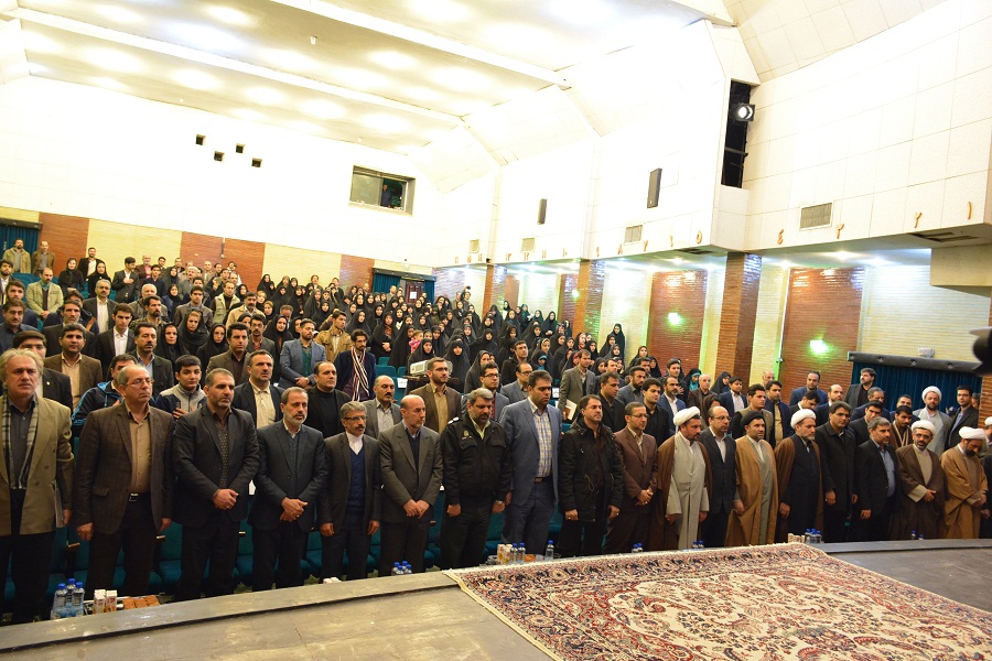 گزارش تصویری اختتامیه هفته قرآن و عتر لرستان