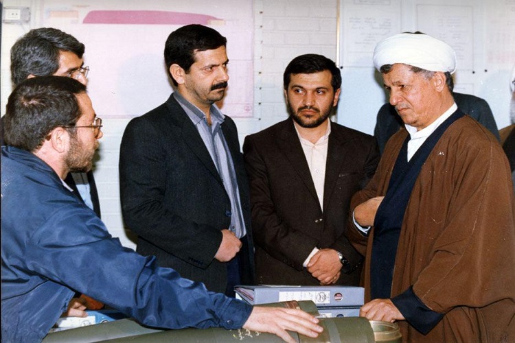 گوشه‌ای از بازدیدهای آیت‌الله هاشمی از توانمندی‌های جهاد دانشگاهی +تصویر