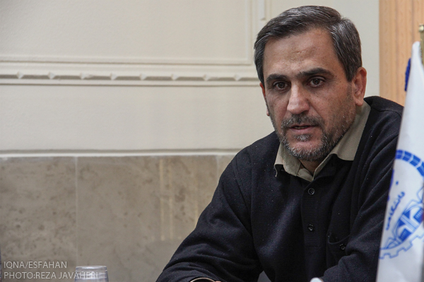 نشست خبری داستان کوتاه زاینده روددر معاونت فرهنگی جهاد دانشگاهی اصفهان برگزارشد.در این نشست رییس جهاد دانشگاهی واحد اصفهان اقای مراثی و معاونت فرهنگی جهاد اقای اسماعیلی ، و اصحاب فرهنگ و رسانه حضور داستند.