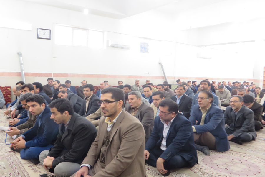 گردهمایی مدیران و دبیران اقامه نماز لرستان + عکس