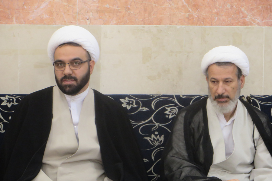 برگزاری همایش «راهکارهای تقویت فرهنگ مهدوی» در خرم‌آباد + عکس