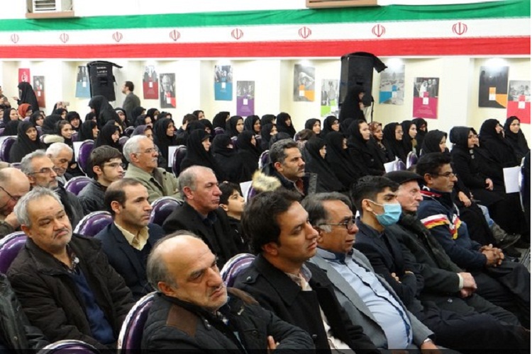 گزارش ایکنا از مراسم بزرگداشت شهدای ۲۷ دی بمباران دانشگاه تبریز