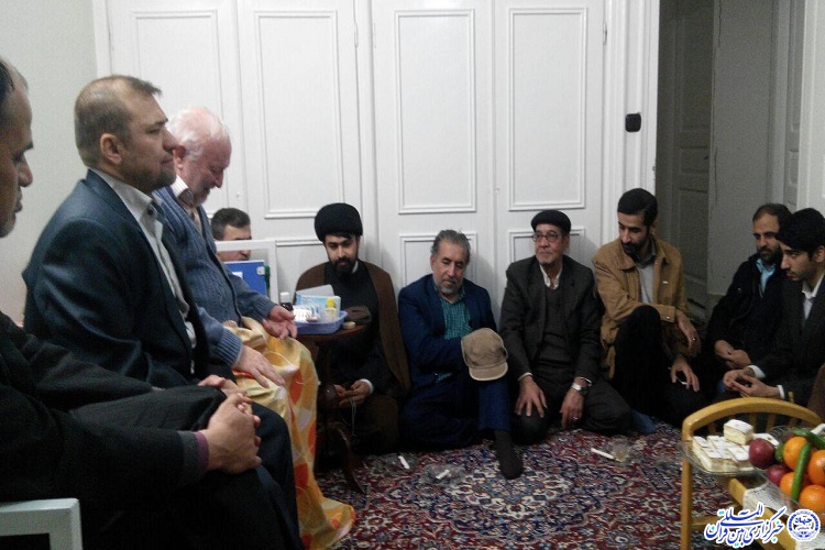 عیادت از پیشکسوت قرآن کریم با حضور جامعه قرآنی مشهد