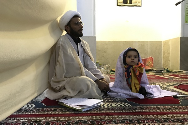 استقبال با شکوه روستائیان از گروه قرآنی اعزامی به هرمزگان
