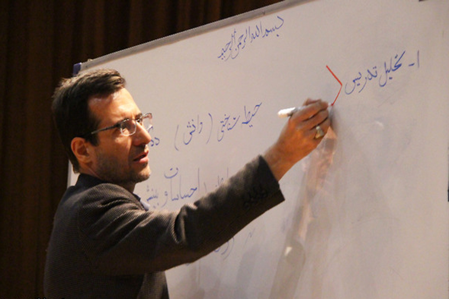 دوره بازآموزی مربیان قرآنی در کوهدشت + عکس