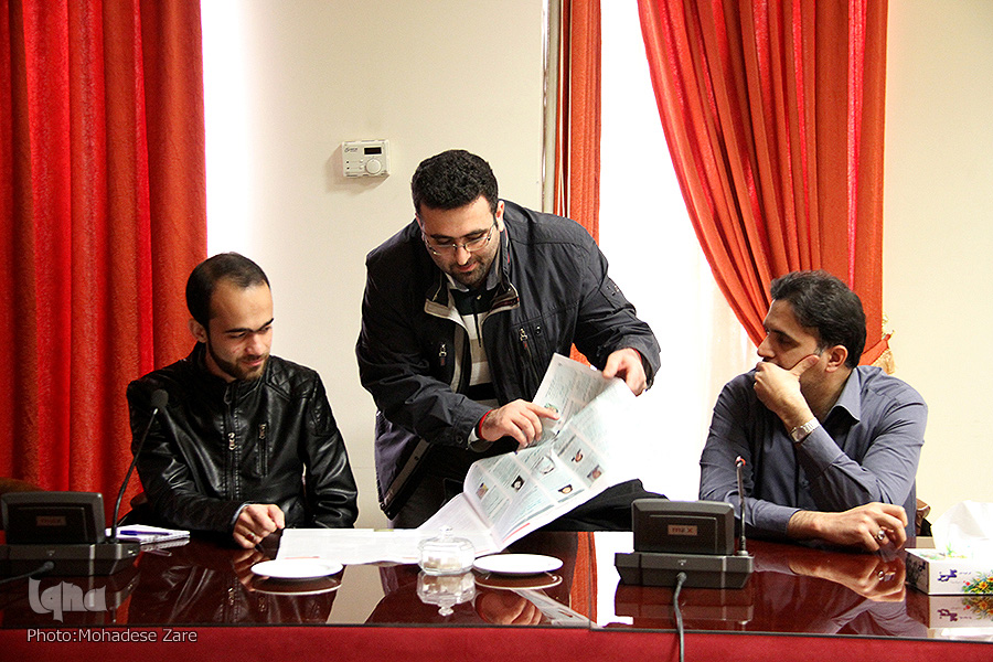 کارگاه آموزشی پیشرفته خبرنویسی در خبرگزاری ایکنای خراسان رضوی برگزار شد کارگاه آموزشی پیشرفته خبرنویسی در خبرگزاری ایکنای خراسان رضوی برگزار شد