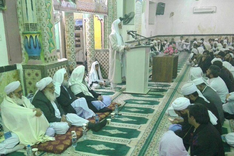 همایش سیره نبوی در مسجد عثمانی اهل سنت زاهدان برگزار شد + عکس همایش سیره نبوی در مسجد عثمانی اهل سنت زاهدان برگزار شد + عکس