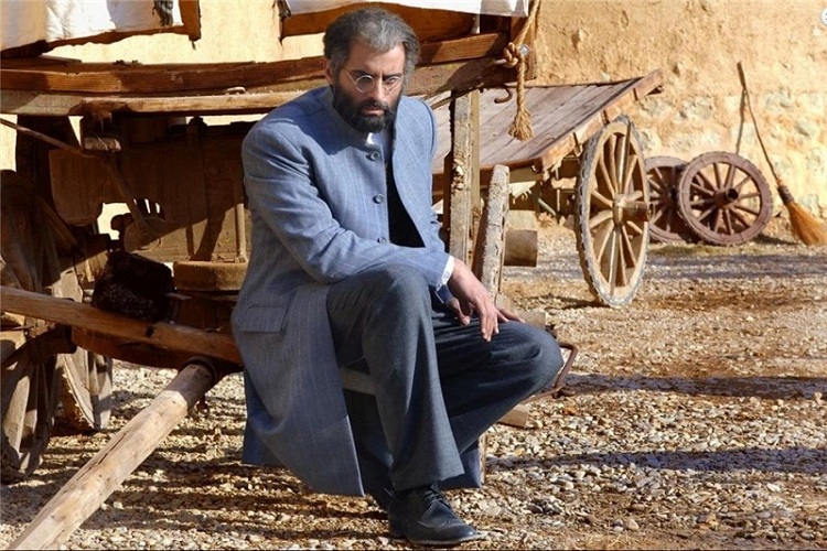 برگزاری جلسه نقد و بررسی فیلم «یتیم خانه ایران» در مشهد