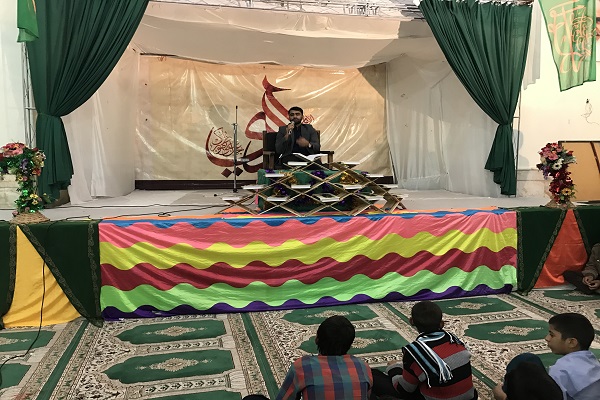 برپایی محفل انس با قرآن در خمینی شهر بشاگرد برپایی محفل انس با قرآن در خمینی شهر بشاگرد