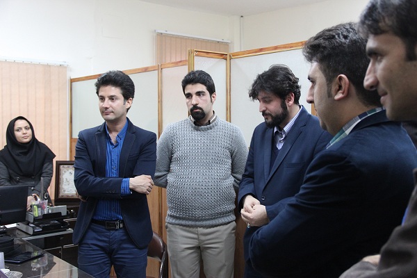 رونمایی از کتیبه شهیدسرمدی در معاونت فرهنگی جهاددانشگاهی واحد اصفهان