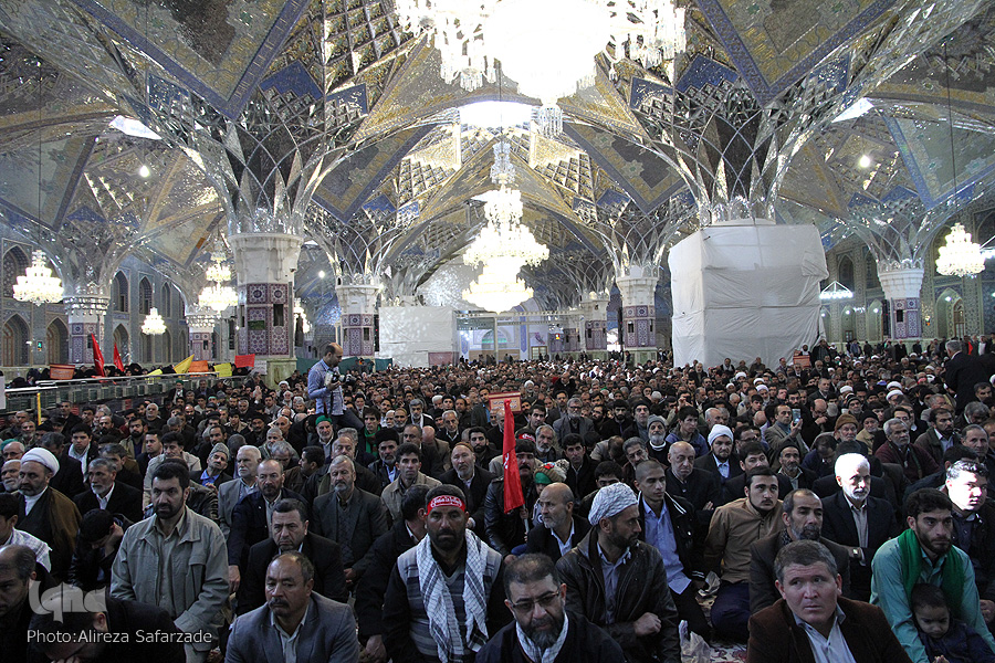 تشییع دو شهید مدافع حرم در راهپیمایی 9 دی مشهد