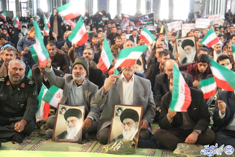 همایش بررسی ابعاد فتنه‌ نانجیبان و حماسه نهم دی در چهارمحال و بختیاری
