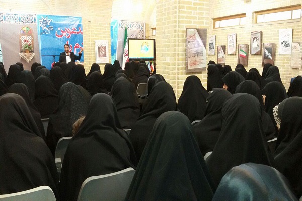ایجاد موج تفسیر تخصصی در کشور/حضور800 قرآن آموز در طرح غیر حضوری قرآن ایجاد موج تفسیر تخصصی در کشور/حضور800 قرآن آموز در طرح غیر حضوری قرآن