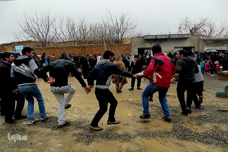آئین معنوی کوسه ناقالی در خان‌آباد خمین برگزار شد