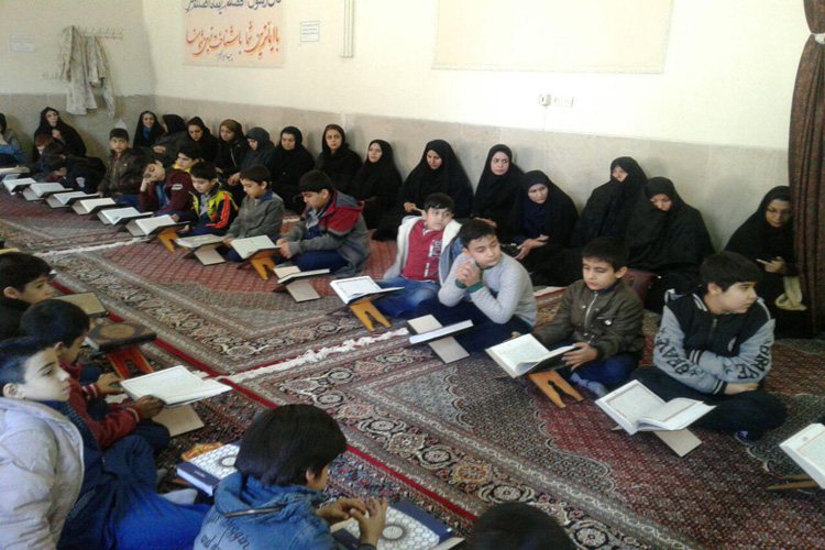 برگزاری محفل انس با قرآن در دانشگاه سماء خرم‌آباد