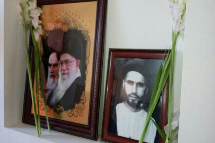 بیت بنیانگذار انقلاب اسلامی در خمین گلباران شد