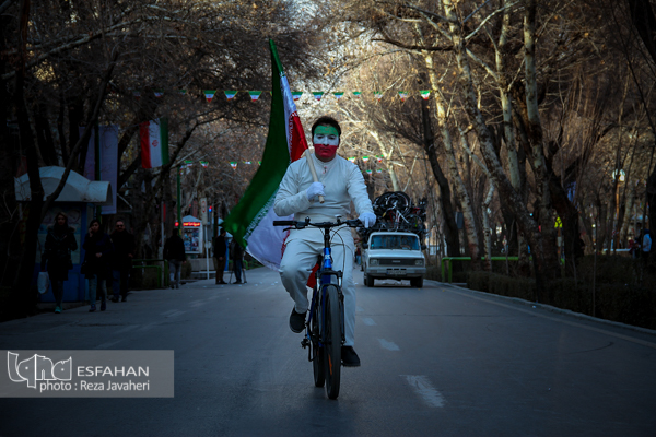سه شنبه های متفاوت در چهارباغ اصفهان با برنامه های متنوع به مناسبت دهه فجر برگزار شد.