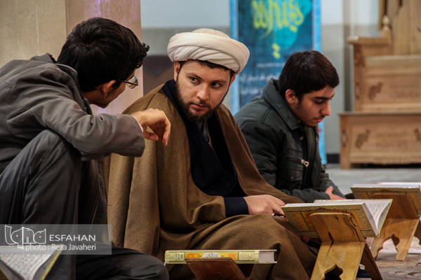 مسابقات قرآن درمدرسه ولی عصر(عج) برگزار شد.