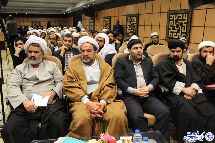 همایش «همگرایی علمای اسلام در برابر خطرات تکفیر»- بیرجند همایش «همگرایی علمای اسلام در برابر خطرات تکفیر»- بیرجند