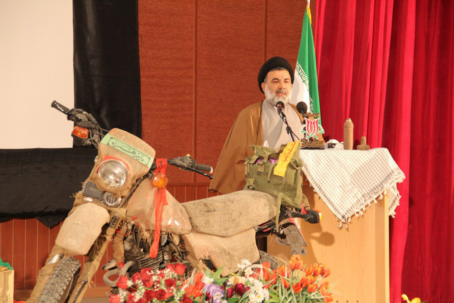 گزارش تصویری یادواره شهدای قرآنی لرستان