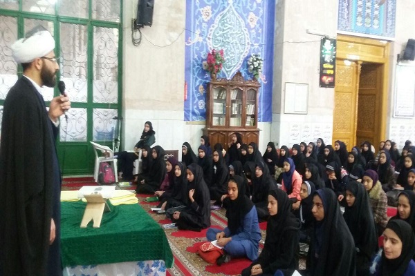 سومین جلسه برگزاری مسابقات قرآنی اداره آموزش وپرورش مبارکه برگزار شد