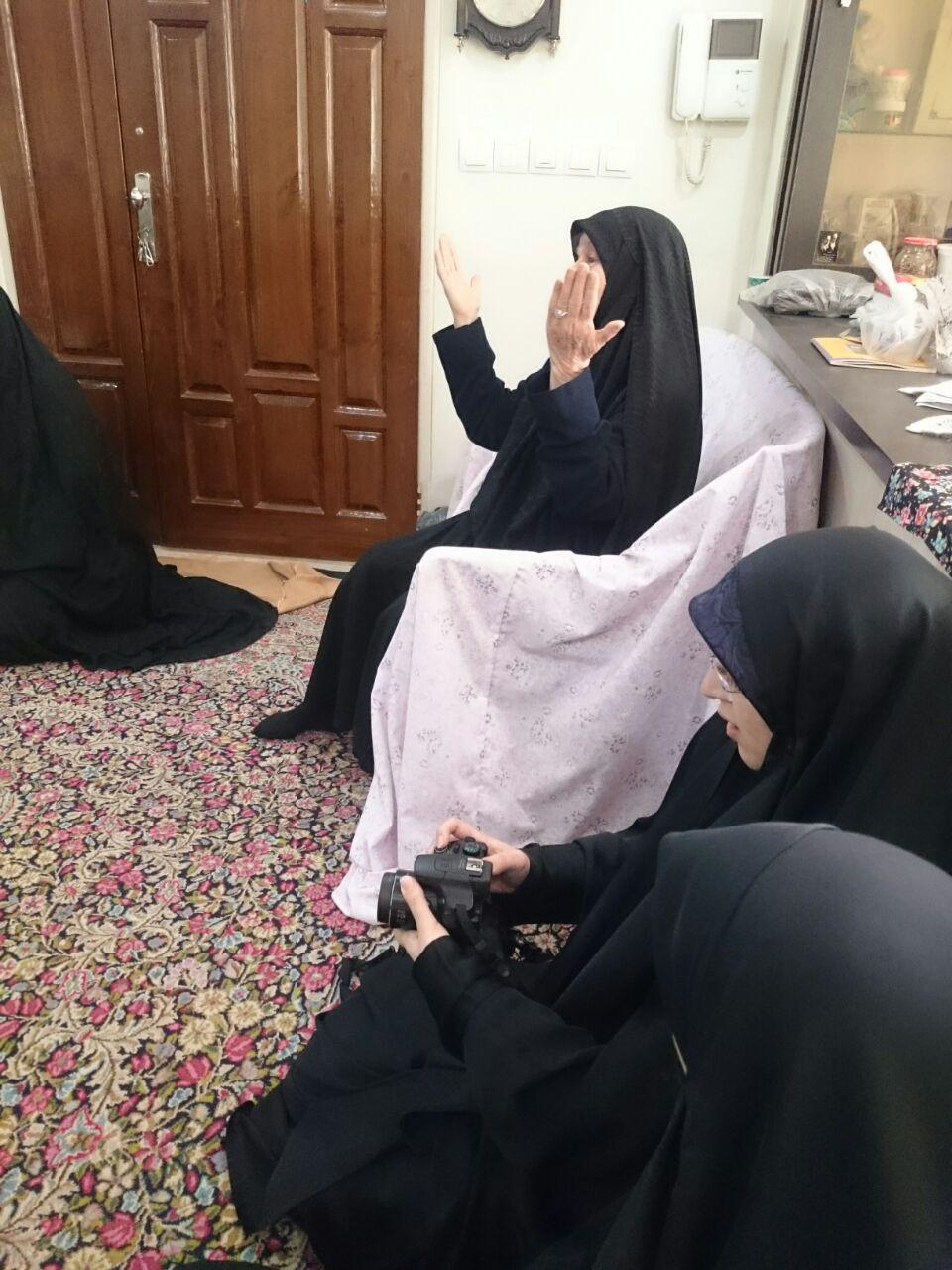 دیدار حفاظ جامعةالقرآن با مادر شهیدان «کیا و صفا مظفری» دیدار حفاظ جامعةالقرآن با مادر شهیدان «کیا و صفا مظفری»