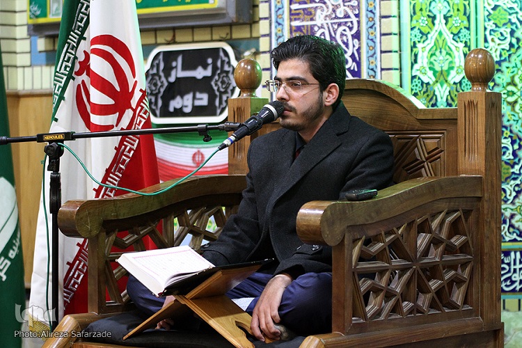 مسجد کرامت میزبان جوانان قرآنی و انقلابی شد مسجد کرامت میزبان جوانان قرآنی و انقلابی شد