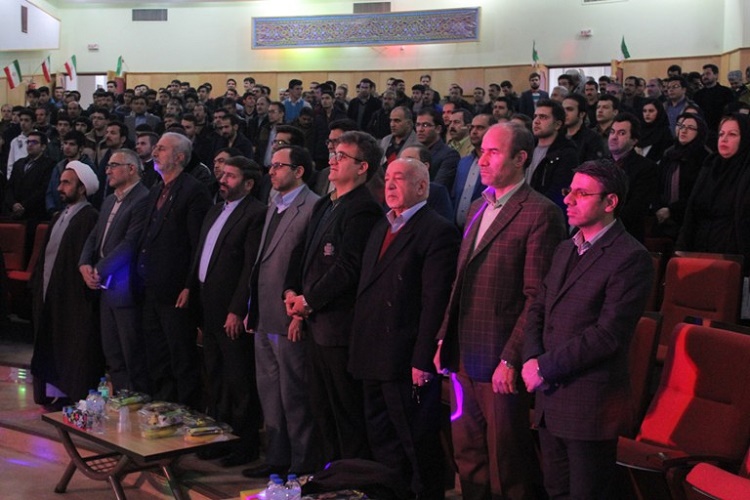 برگزاری جشن انقلاب در دانشگاه کردستان برگزاری جشن انقلاب در دانشگاه کردستان